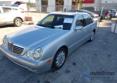 2000 Mercedes-Benz E 320 из США, поврежденный, VIN WDBJF65J9YB118943